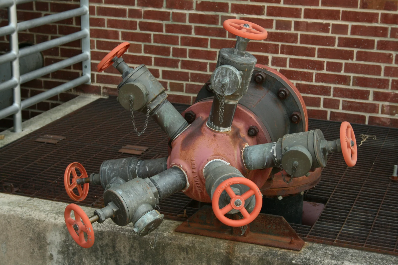 Fire hose connection valves
